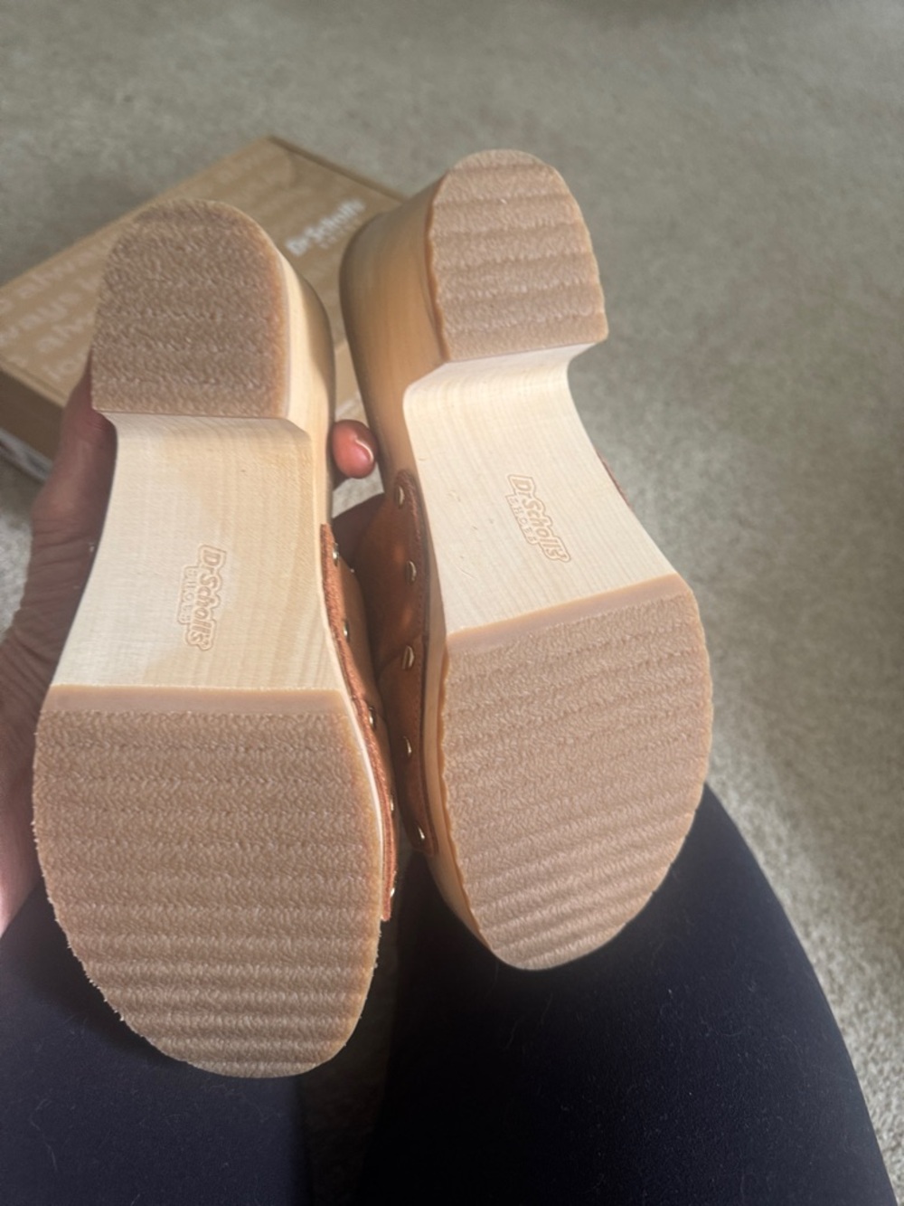 Dr. Scholl's Original Vibe (honey) Suede Double-Buckle Platform Mules - Picture 4 of 4